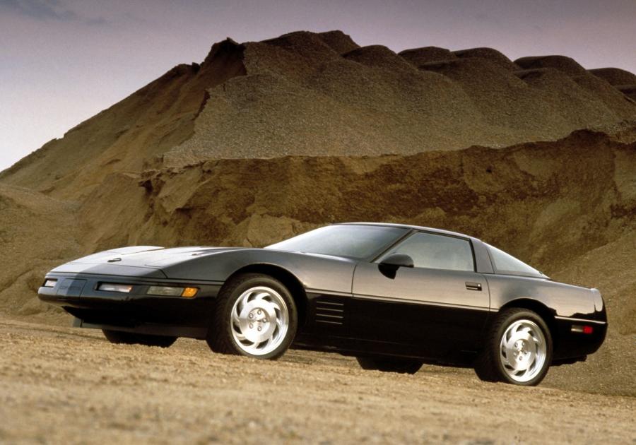  Chevrolet Corvette 1990 года  (фото 3 из 4)